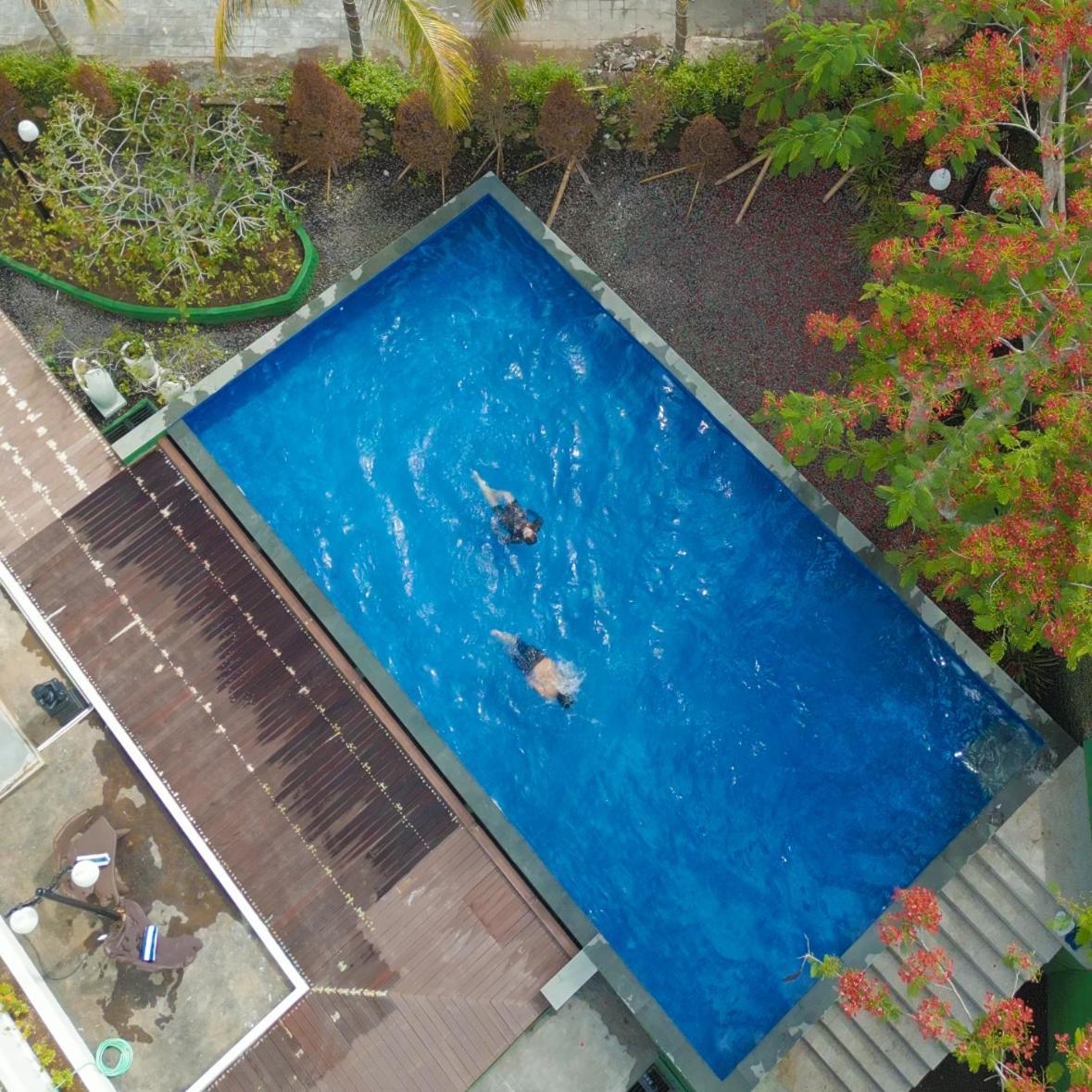 Flamingo Aquila Hotel Badung  Buitenkant foto